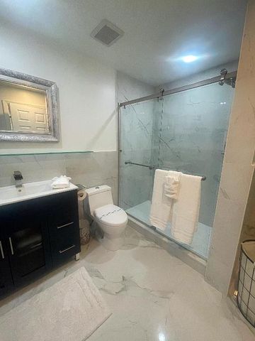 2077 Carambola Road, West Palm Beach, FL 33406