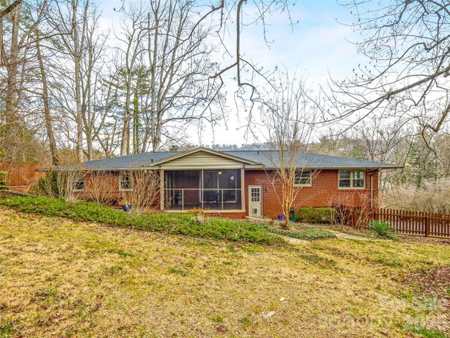 8 N Oak Forest Drive, Asheville, NC 28803