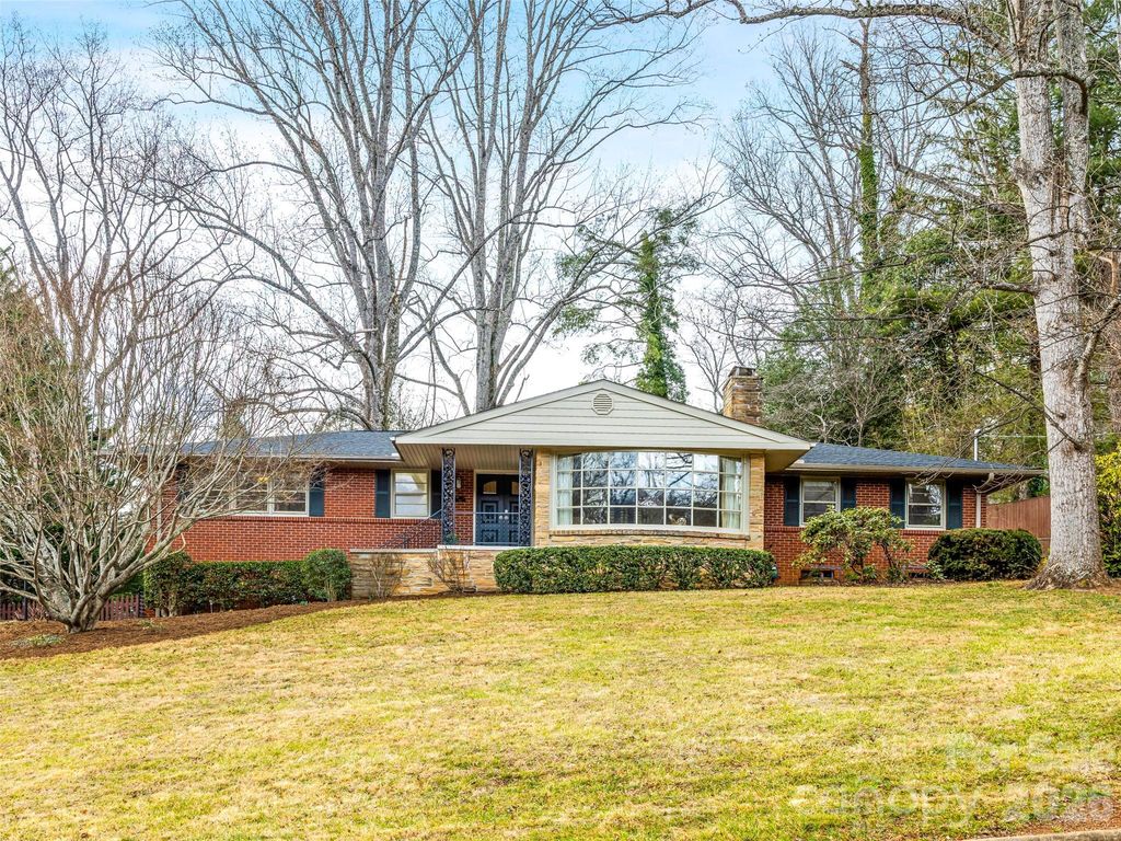 8 N Oak Forest Drive, Asheville, NC 28803