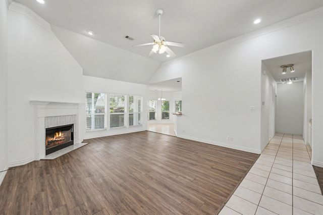 3334 Hemingway Drive, Montgomery, TX 77356