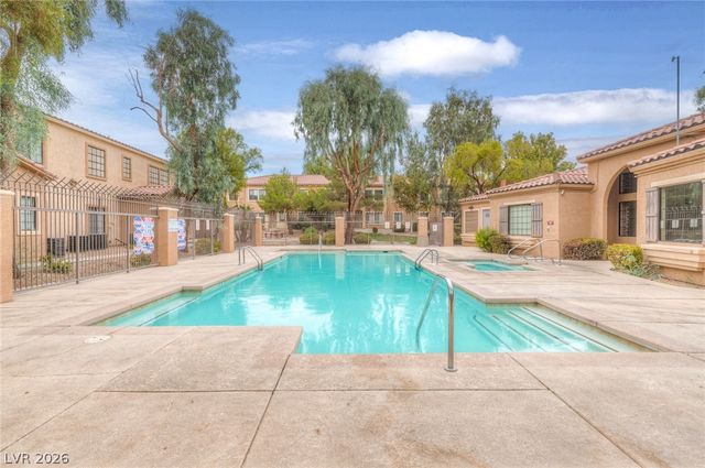 2171 Hussium Hills Street 204, Las Vegas, NV 89108