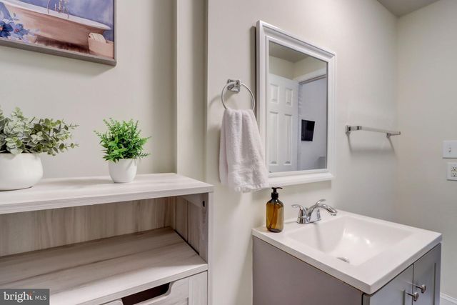 1628 N CALVERT ST, Baltimore, MD 21202