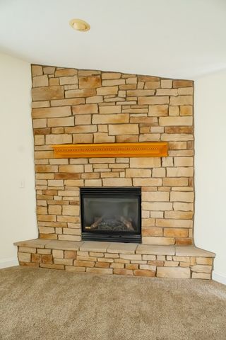 255 Wimbledon Dr, Mansfield, OH 44906