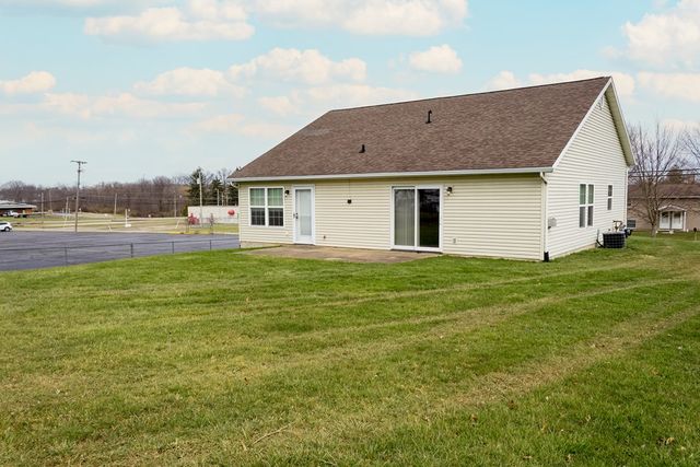 255 Wimbledon Dr, Mansfield, OH 44906