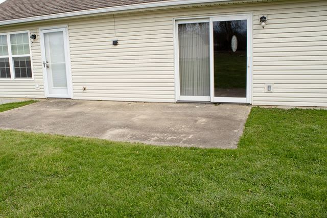 255 Wimbledon Dr, Mansfield, OH 44906