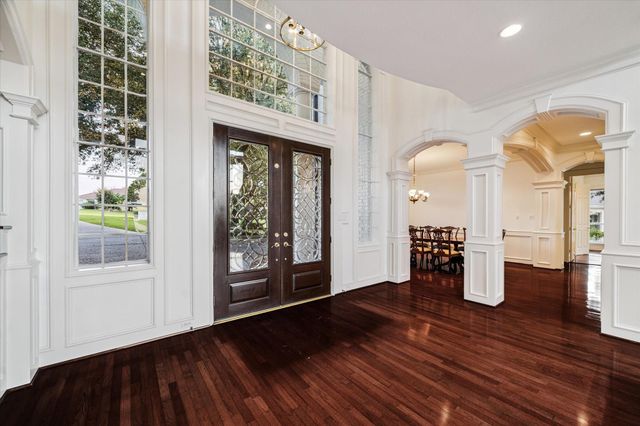 115 Lake Estates Drive, Montgomery, TX 77356