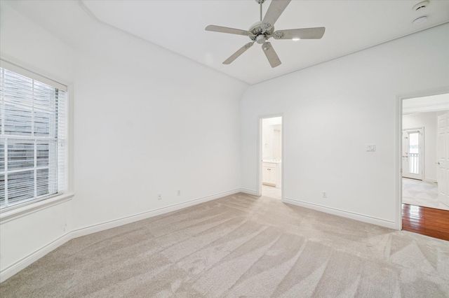 115 Lake Estates Drive, Montgomery, TX 77356