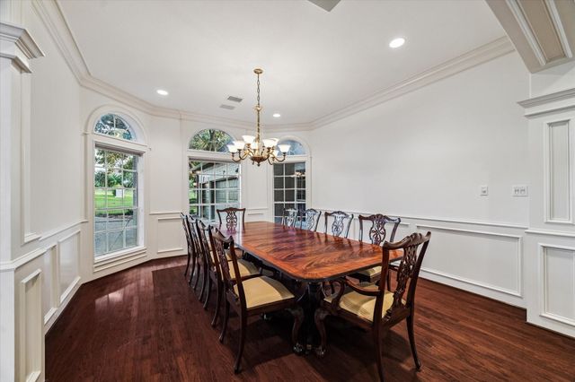 115 Lake Estates Drive, Montgomery, TX 77356