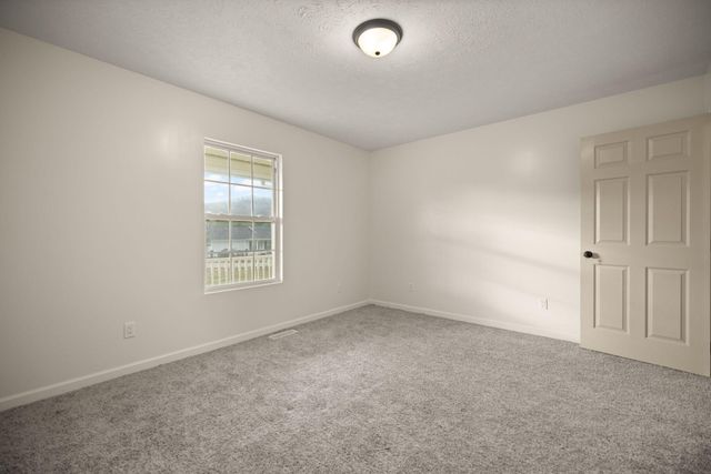 48 Southport Lane, Bronston, KY 42518