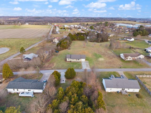 48 Southport Lane, Bronston, KY 42518