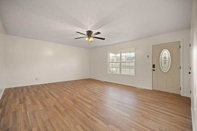 48 Southport Lane, Bronston, KY 42518