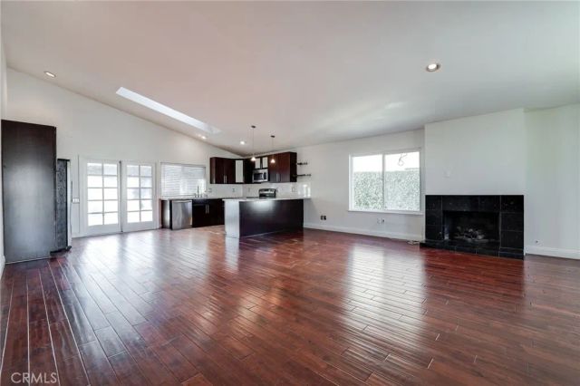 20061 N New Britain, Huntington Beach, CA 92646