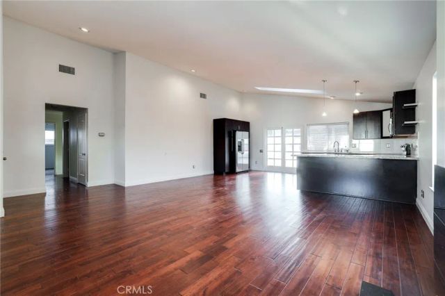 20061 N New Britain, Huntington Beach, CA 92646