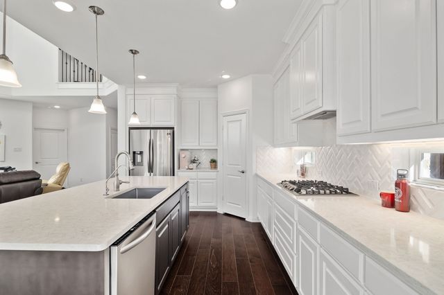 6915 Barnes Drive, Frisco, TX 75034