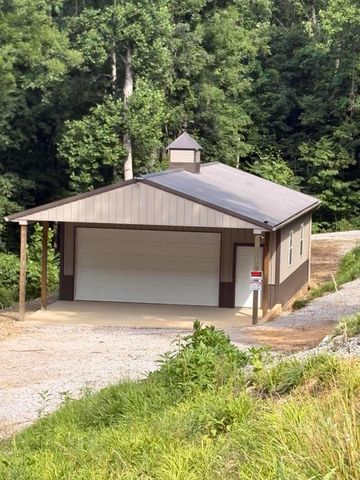 950 Bates Road, Nancy, KY 42544