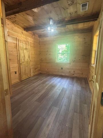 950 Bates Road, Nancy, KY 42544