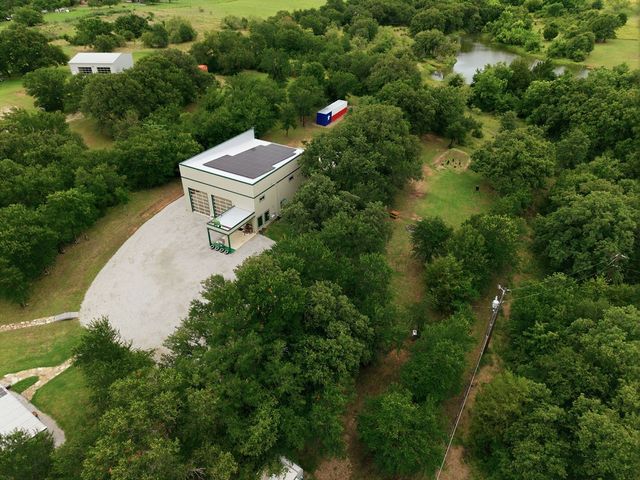 189 County Road 4767, Boyd, TX 76023