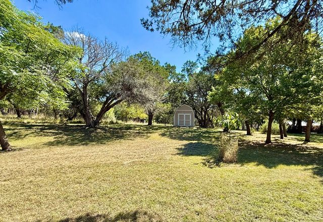 204 Aqua Vista Dr, Kerrville, TX 78028