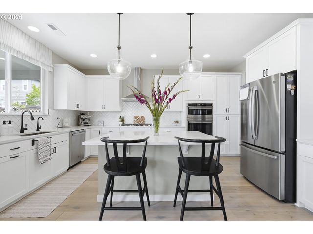 6682 Sw BRISBAND St, Wilsonville, OR 97070