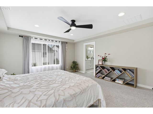 6682 Sw BRISBAND St, Wilsonville, OR 97070