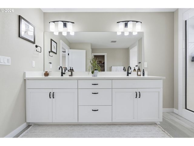 6682 Sw BRISBAND St, Wilsonville, OR 97070