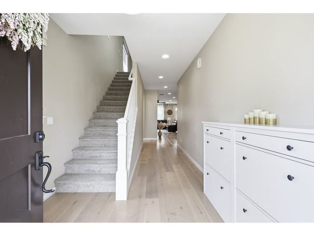 6682 Sw BRISBAND St, Wilsonville, OR 97070