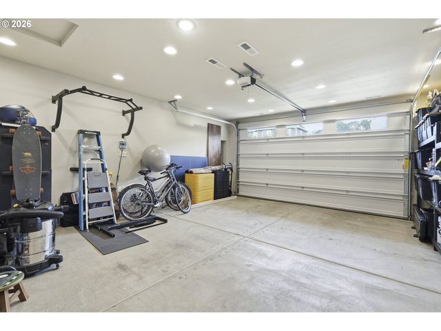 6682 Sw BRISBAND St, Wilsonville, OR 97070