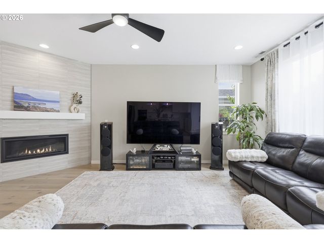 6682 Sw BRISBAND St, Wilsonville, OR 97070