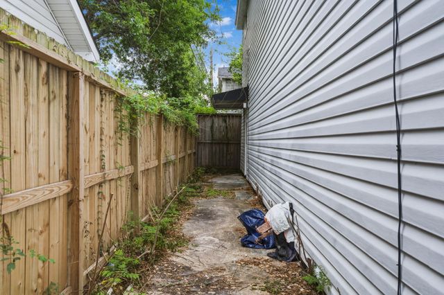 1616 Kipling Street C, Houston, TX 77006