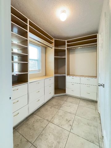 1230 NE 2nd, Fort Lauderdale, FL 33304