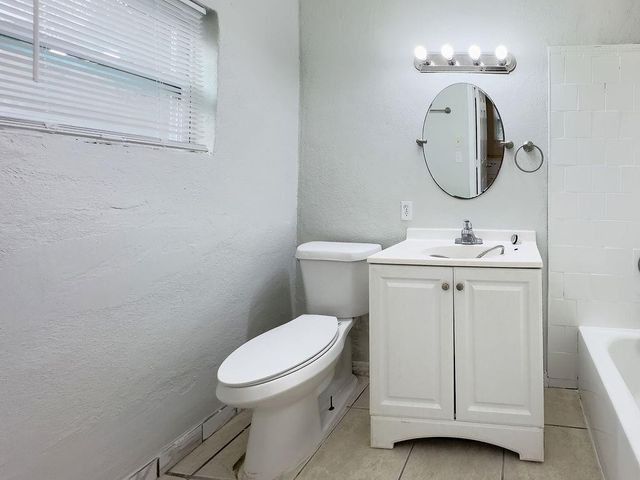 1230 NE 2nd, Fort Lauderdale, FL 33304