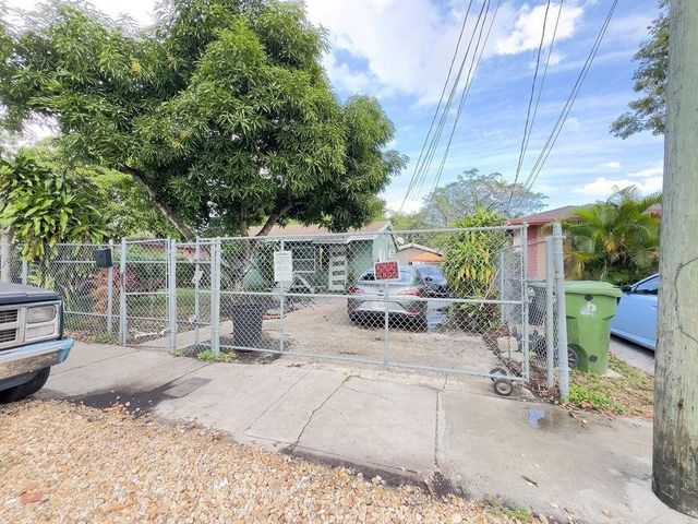 1230 NE 2nd, Fort Lauderdale, FL 33304