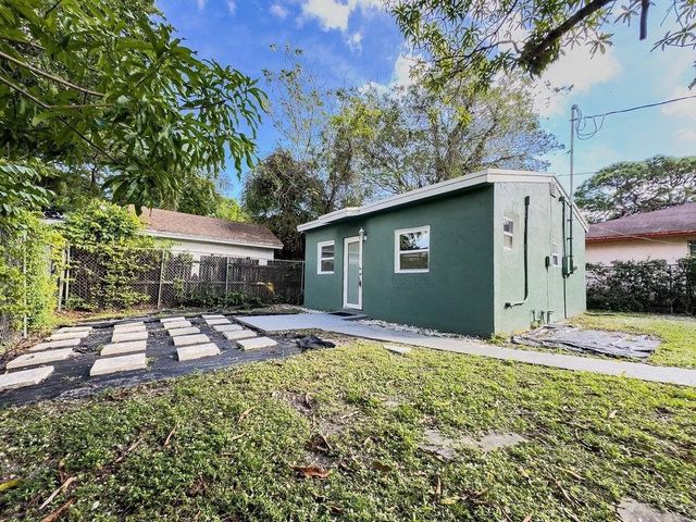 1230 NE 2nd, Fort Lauderdale, FL 33304
