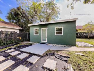 1230 NE 2nd, Fort Lauderdale, FL 33304