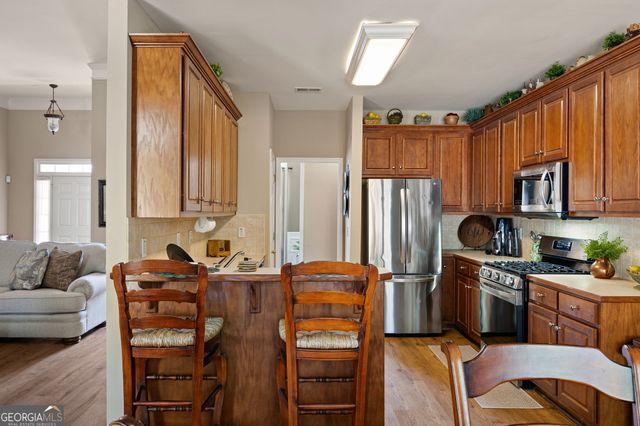 555 Golf Crest Drive, Acworth, GA 30101