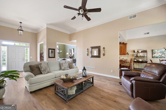 555 Golf Crest Drive, Acworth, GA 30101