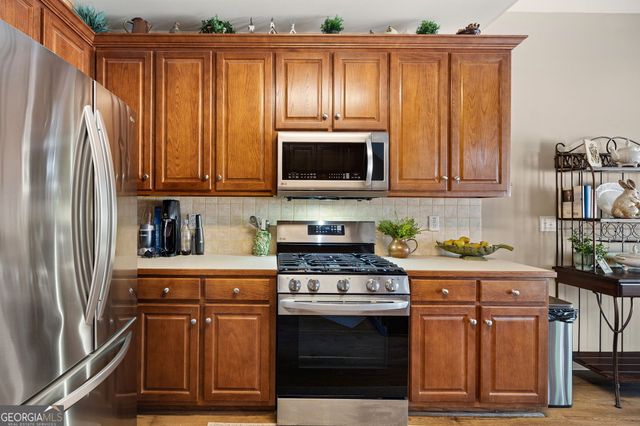 555 Golf Crest Drive, Acworth, GA 30101