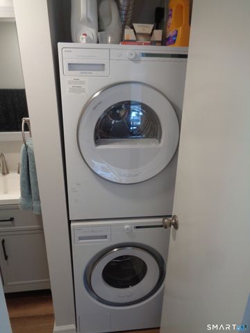 22 Dr Martin Luther King Drive B1, Norwalk, CT 06851