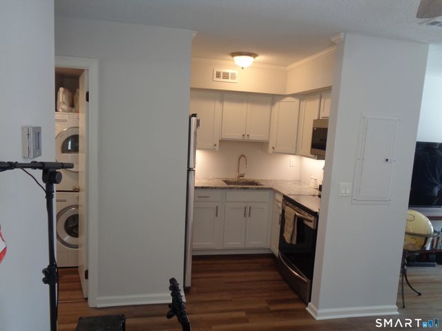 22 Dr Martin Luther King Drive B1, Norwalk, CT 06851