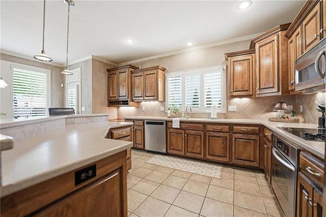 14329 Hayes Street, Overland Park, KS 66221