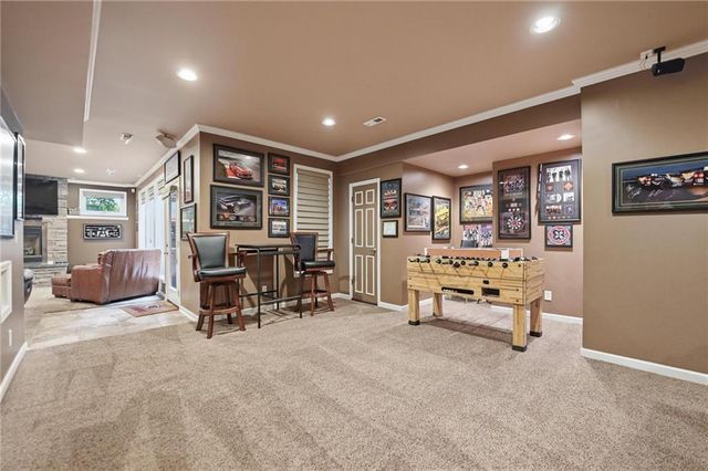 14329 Hayes Street, Overland Park, KS 66221