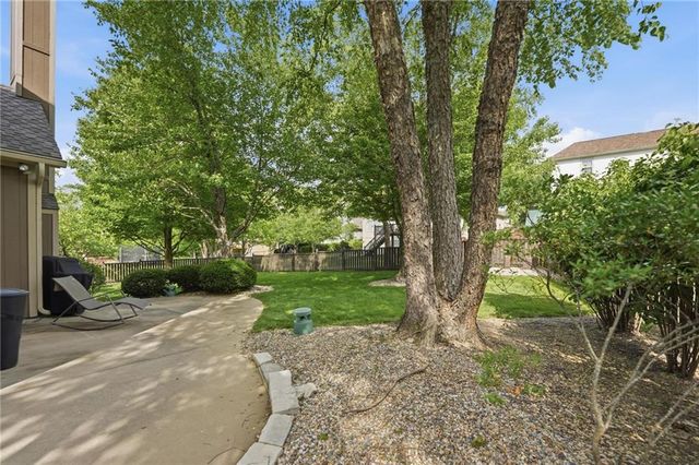 14329 Hayes Street, Overland Park, KS 66221