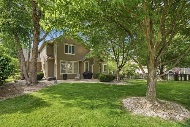 14329 Hayes Street, Overland Park, KS 66221