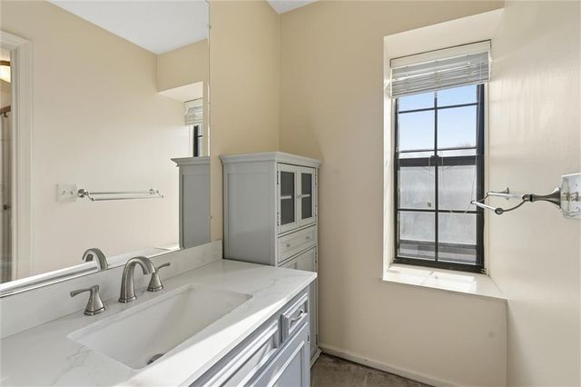 10203 Cedarbrooke Lane, Kansas City, MO 64131