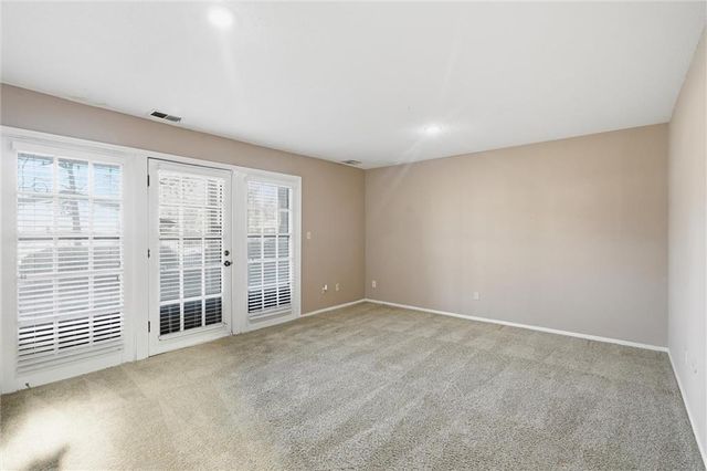 10203 Cedarbrooke Lane, Kansas City, MO 64131