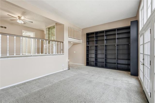 10203 Cedarbrooke Lane, Kansas City, MO 64131