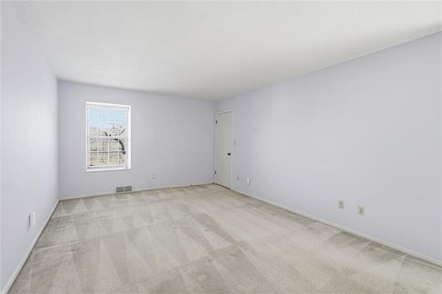 10203 Cedarbrooke Lane, Kansas City, MO 64131