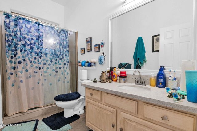 907 E GARY Lane, Phoenix, AZ 85042