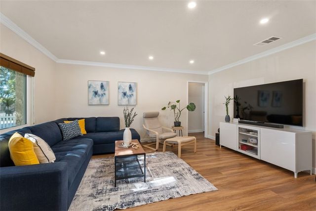 4529 W Flight Avenue, Santa Ana, CA 92704