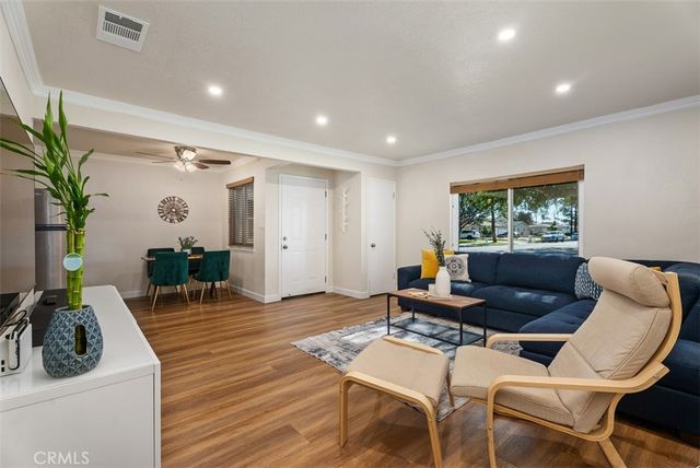 4529 W Flight Avenue, Santa Ana, CA 92704